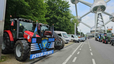 Avrupalı çiftçilerden Brüksel’de traktörlü protesto