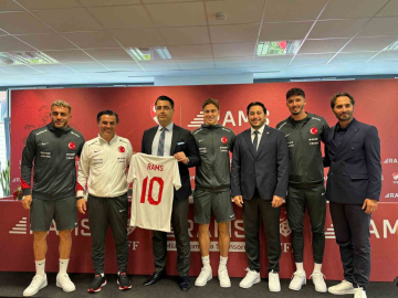 Montella: “İlk görevimiz tüm milletimizi gururlandırmak”